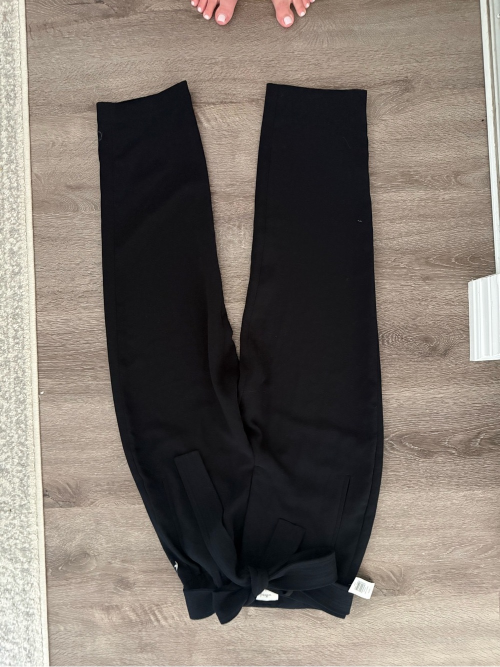 Aritzia Black Wide-Leg Trousers